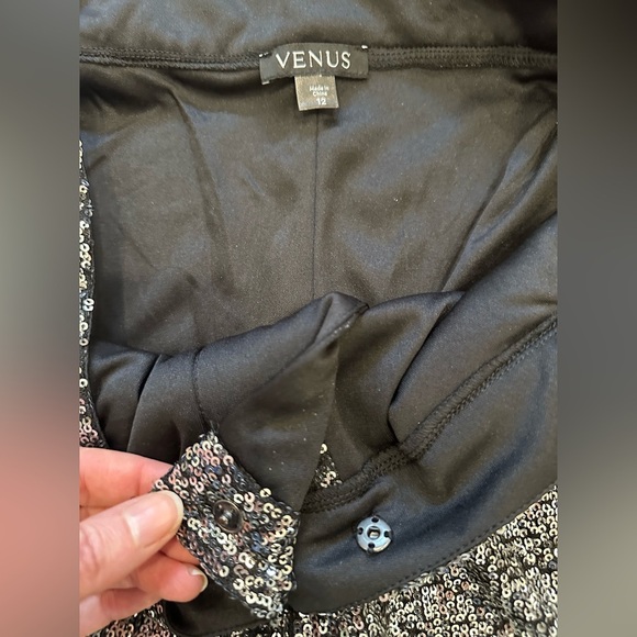 Venus NWT SZ 12 Sparkling Sequin Pants Black and Silver - Picture 2 of 5